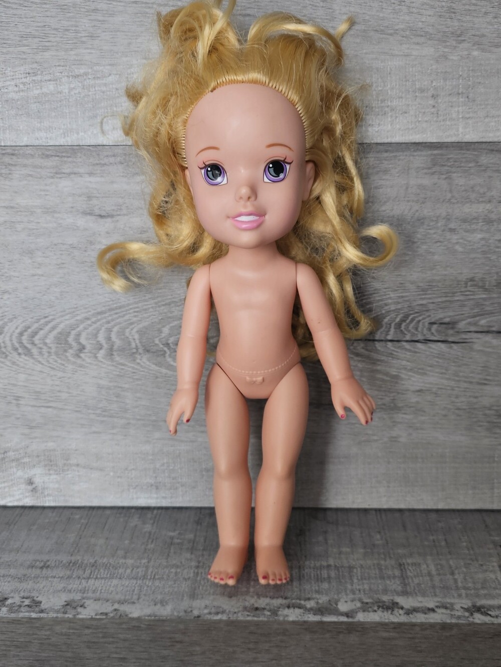 Disney Animators Collection AURORA 16in Toddler Doll Sleeping Beauty